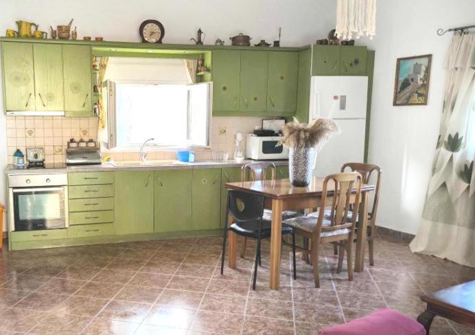 Elena'S Farm House Near Airport And Artemida Beach ภายนอก รูปภาพ